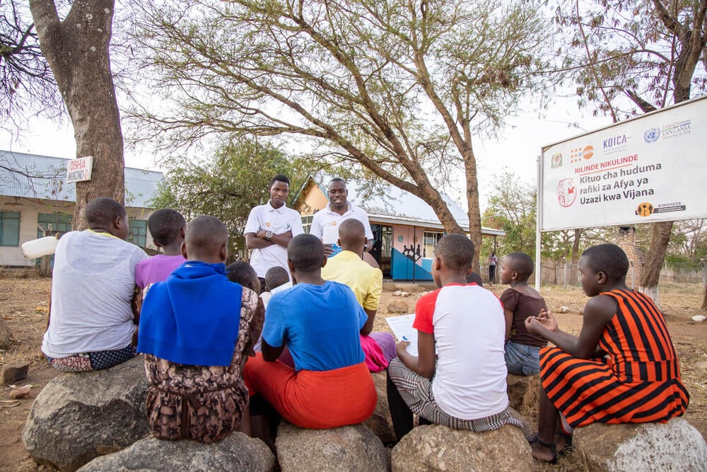 By focusing on the integration of HIV prevention and testing services into sexual and reproductive health care, UNFPA ensures that those most at risk—adolescents, women, and key and vulnerable populations—have access to vital information and services. 